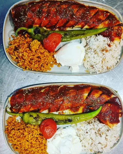 Beyti Lokma Kebabi Assiette