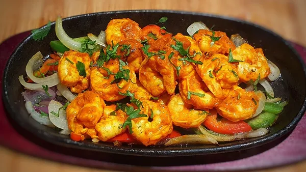 Prawn With Red Pepper Sauce Sizzler