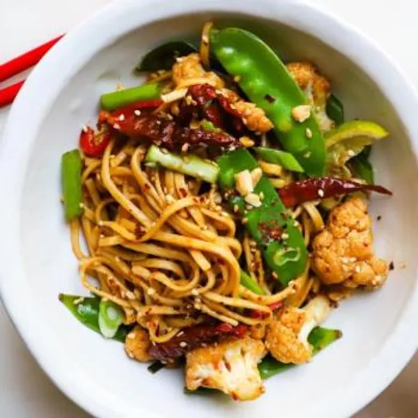 Mie Kungpao  