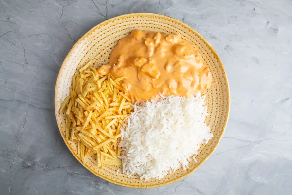 Chicken Stroganoff With Rice And Straw Potatoes